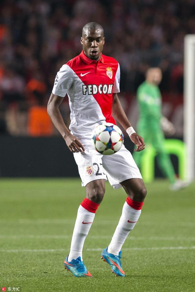 [图]费利佩双响卡扎破门难救主 蓉城2-1十人泰山