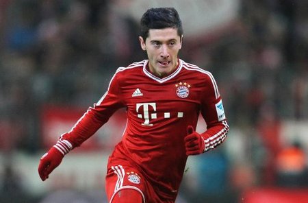 TheShy泪目图火了，IG全面翻盘，Elk小丑登上热搜，Bin成为吸血鬼