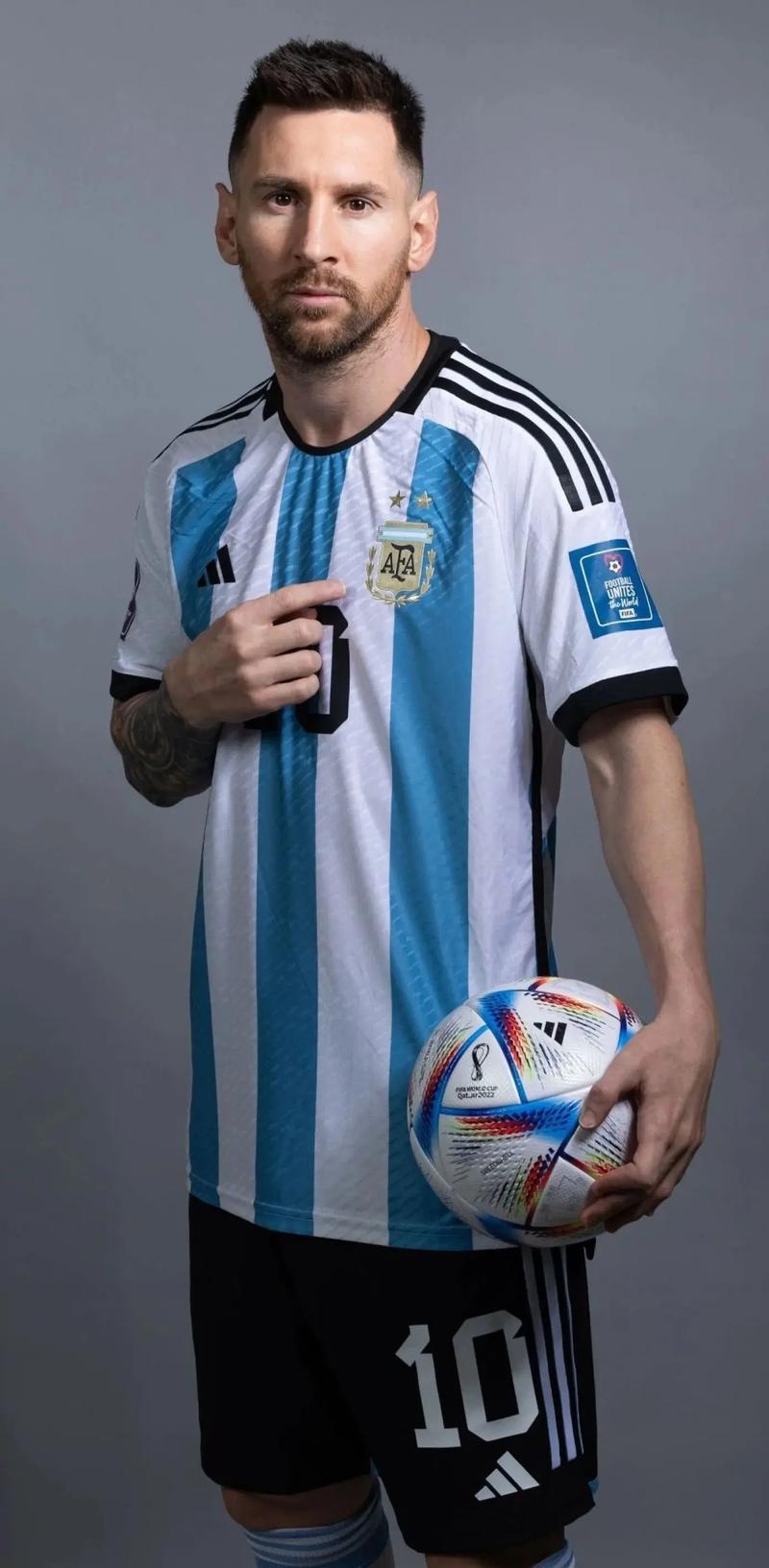 小吧前方提问斯普利特！主帅对杨瀚森本场表现相当认可！一起听听